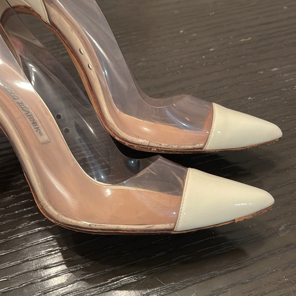 Manolo Blahnik White & Clear Patent Leather Pumps - Picture 6 of 6
